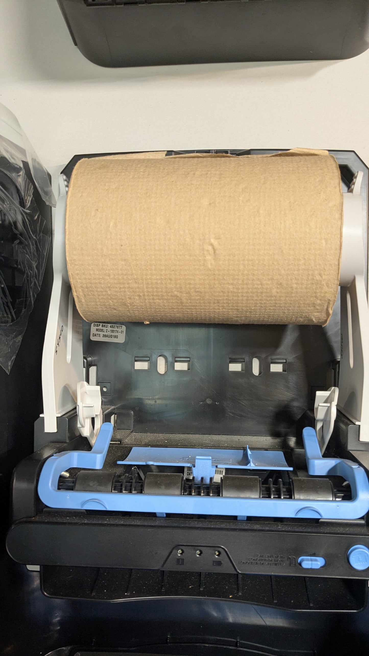Sysco imperial complete 360 paper towel adapter for model # 4527877. Automatic