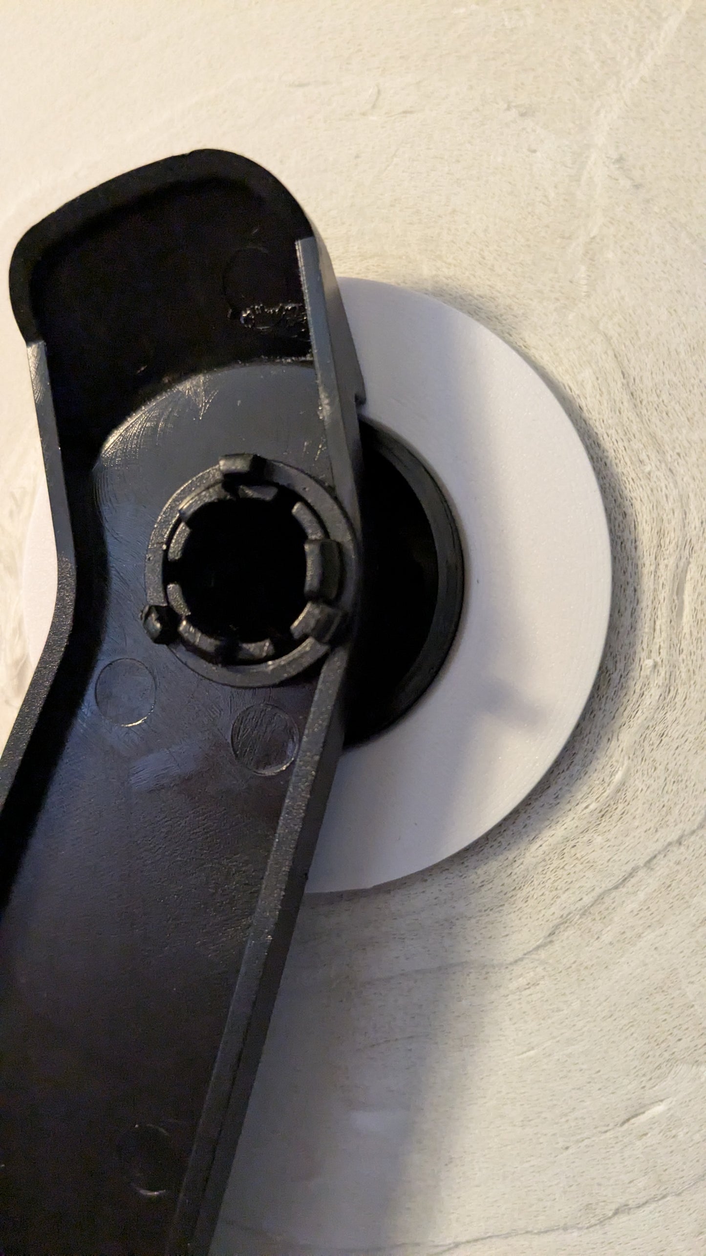 NVI 68003 conversion kit adapter to us 2 in core paper towel roll.