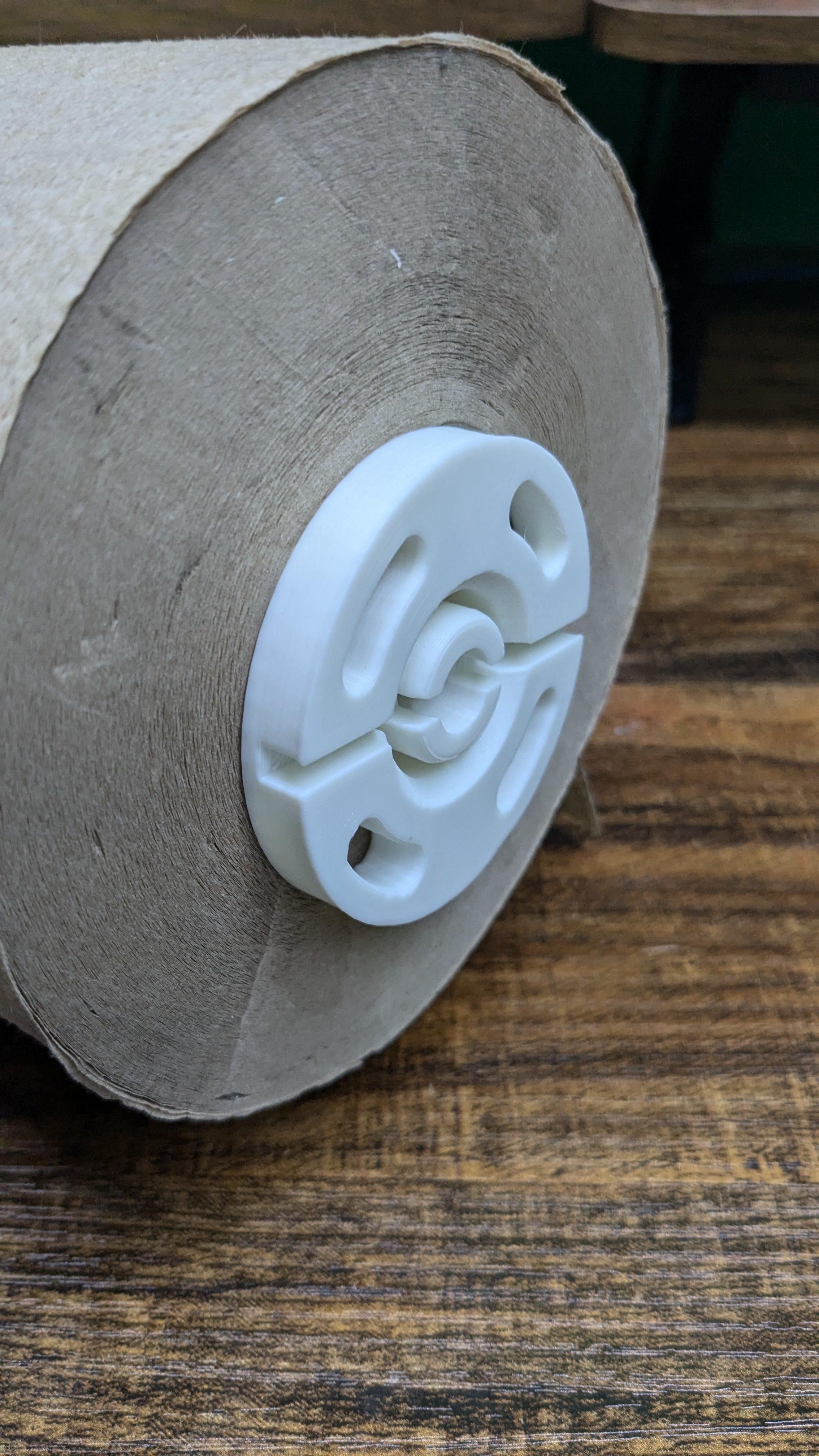 Georgia Pacific Blue Ultra single adapter for 1 1/2 core paper towel ...