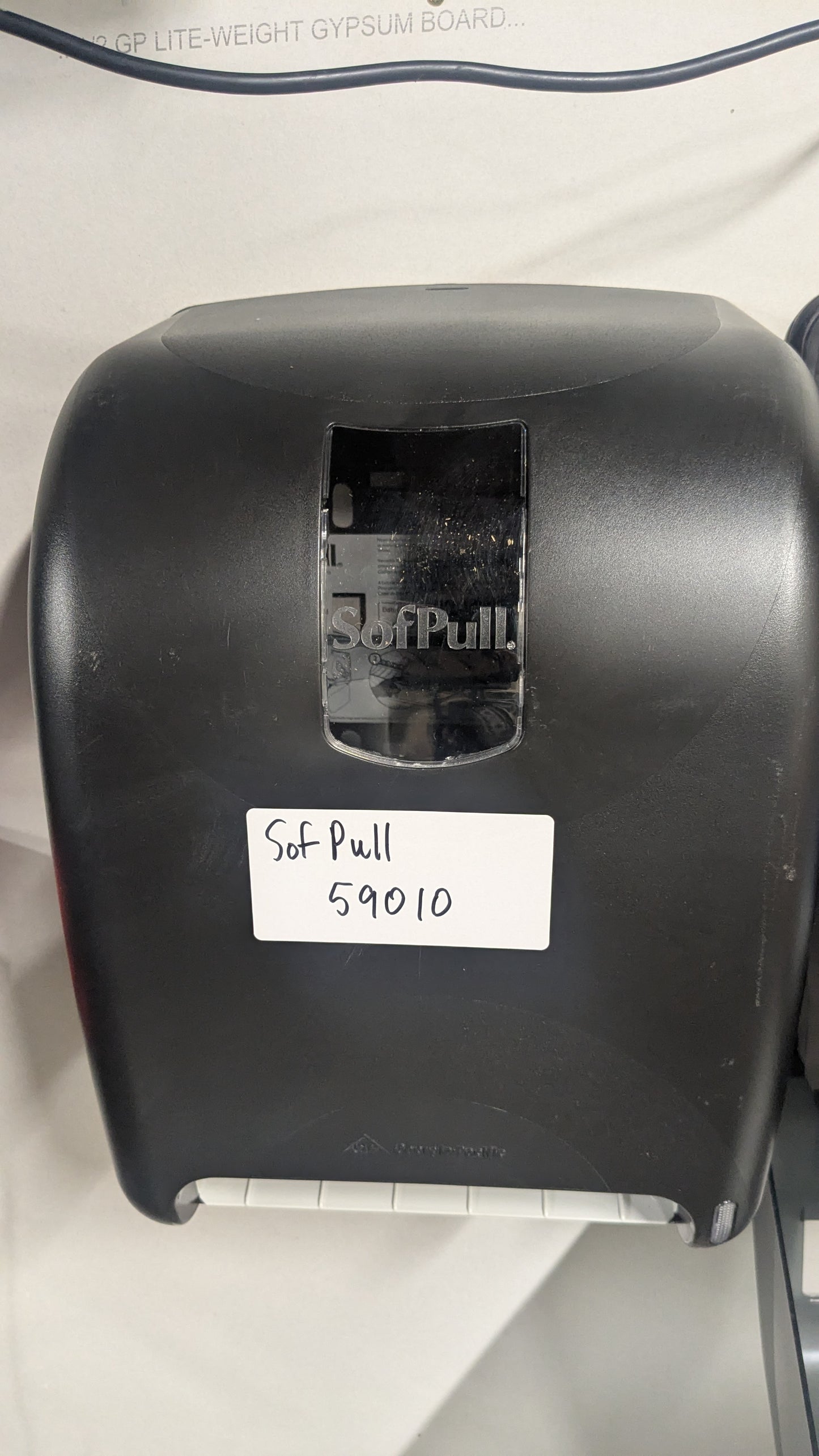 SofPull 50919 dispenser Conversion kit adapters for universal paper towel roll.