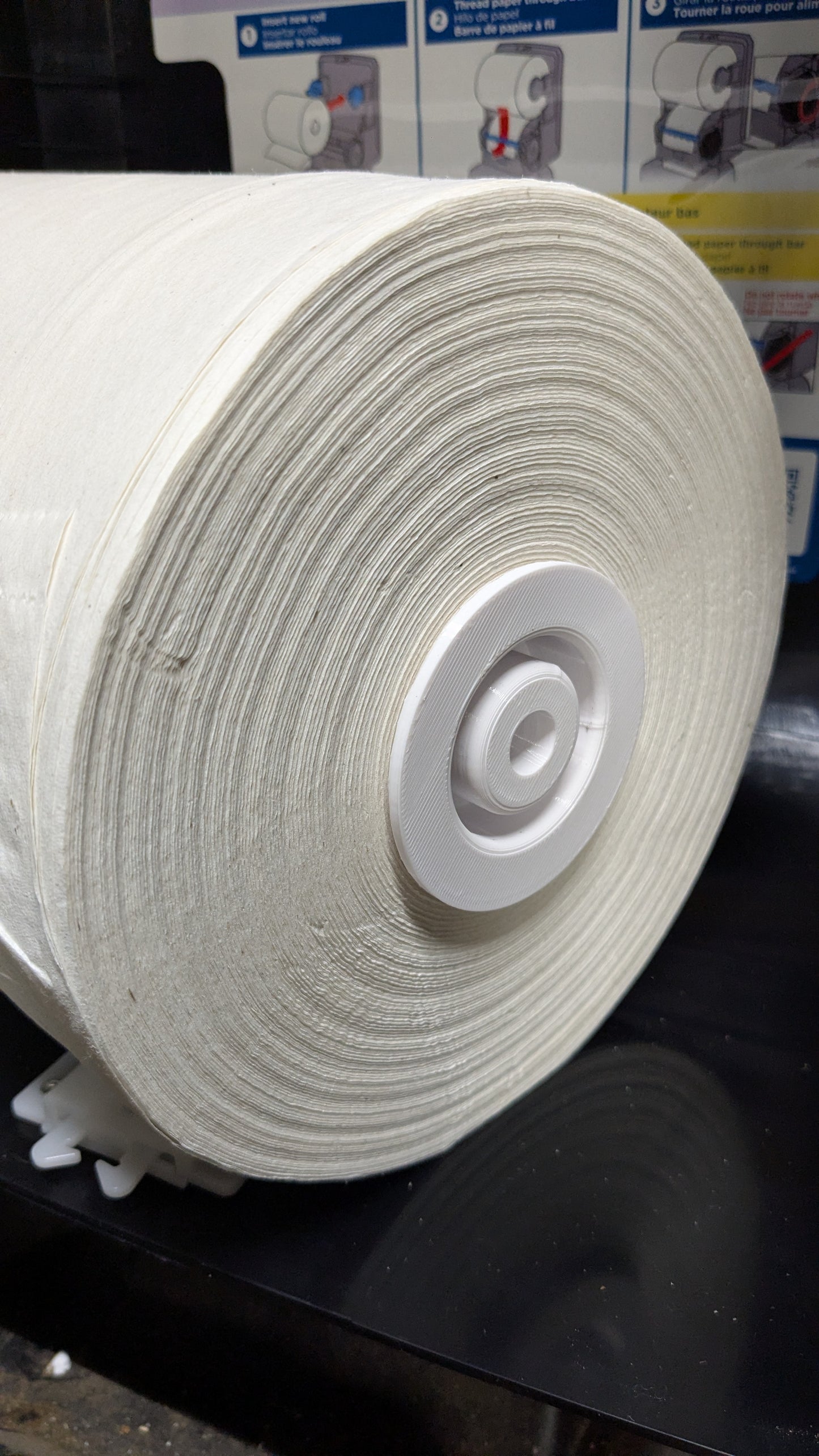 Georgia Pacific Blue Ultra 59594 manual dispenser Adapter kit for the universal roll