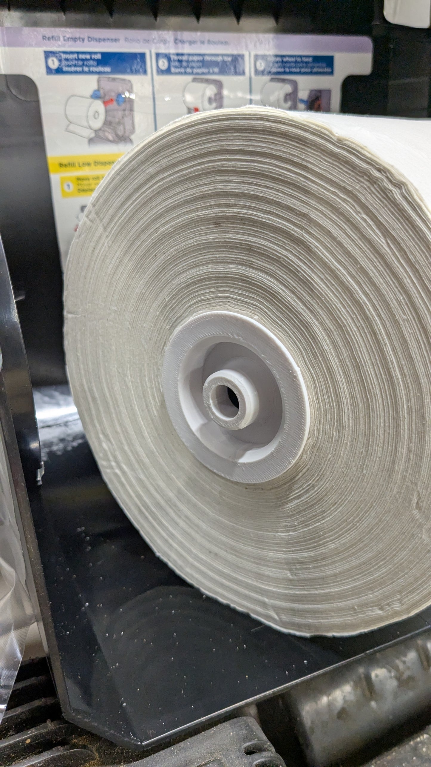 Georgia Pacific Blue Ultra 59594 manual dispenser Adapter kit for the universal roll