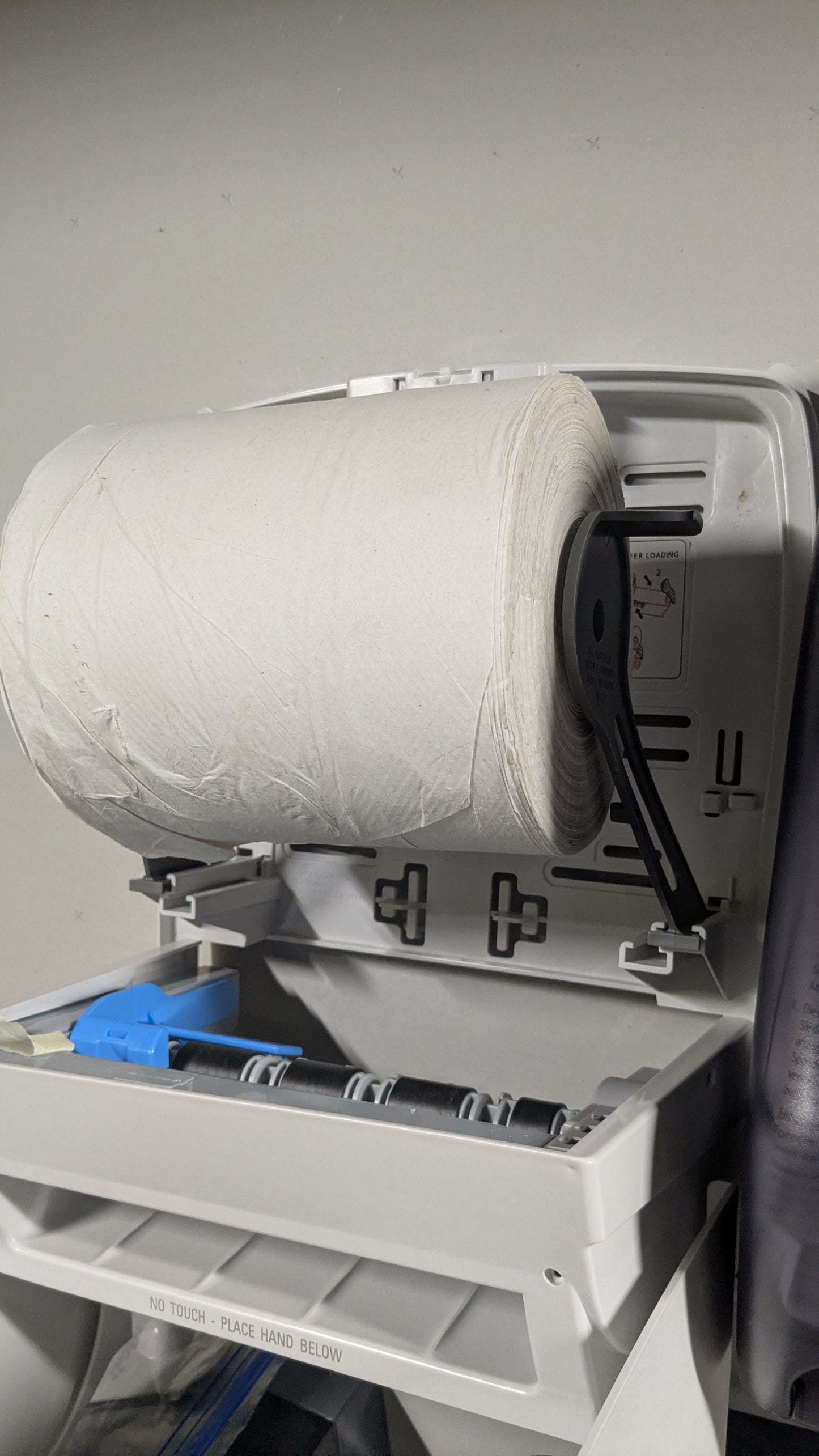 LaCor D68003A paper towel adapters