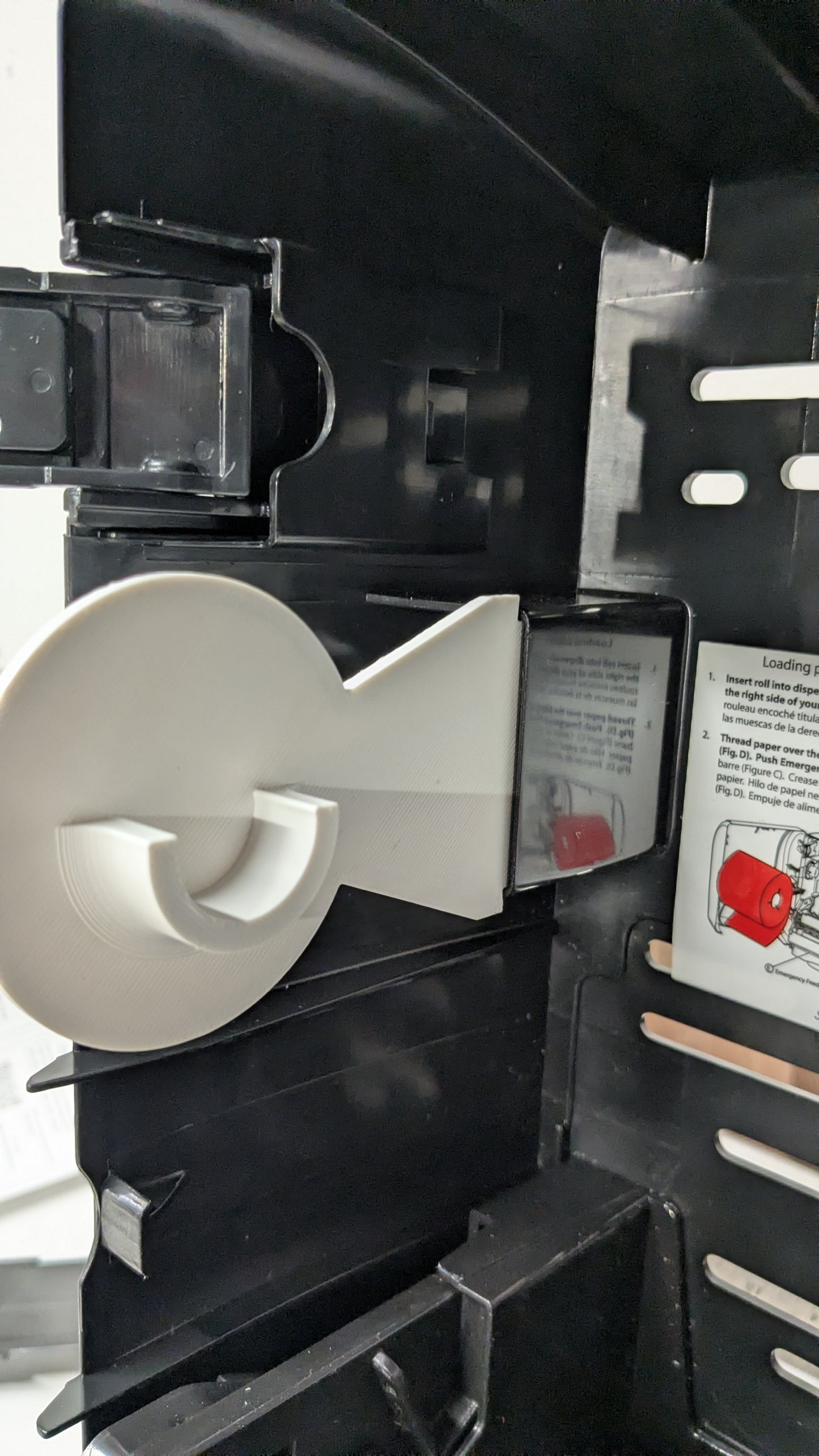Wausau 86800 Paper towel Conversion kit. Replaced 80 31 300 roll.