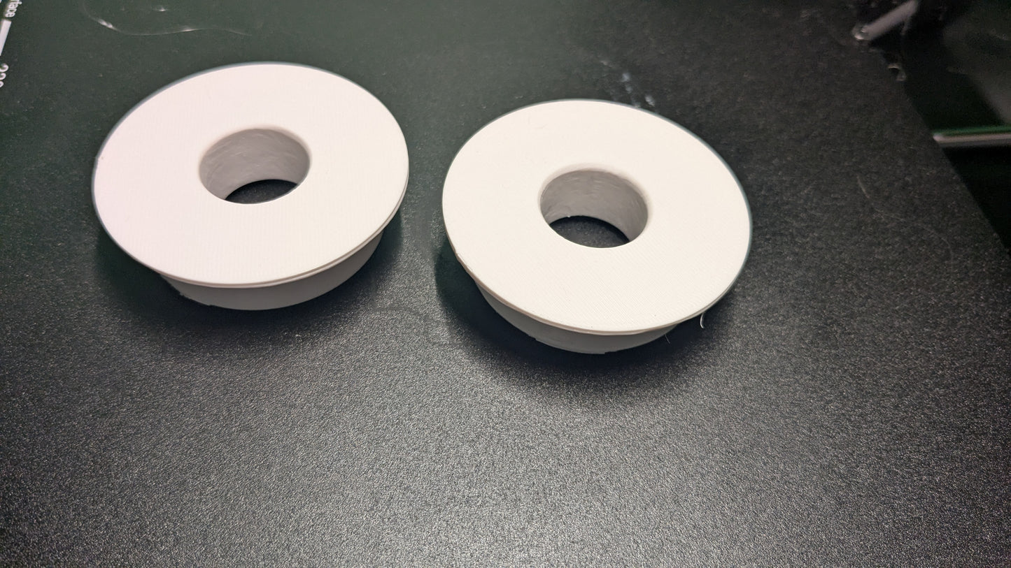 Locor 68003 conversion adapters to 2 in core rolls